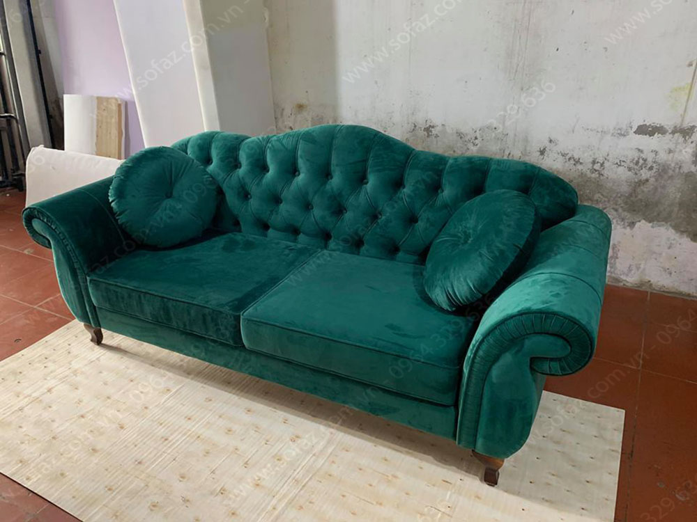 sofa-vang-2-cho-sofa-co-dien-thanh-lich